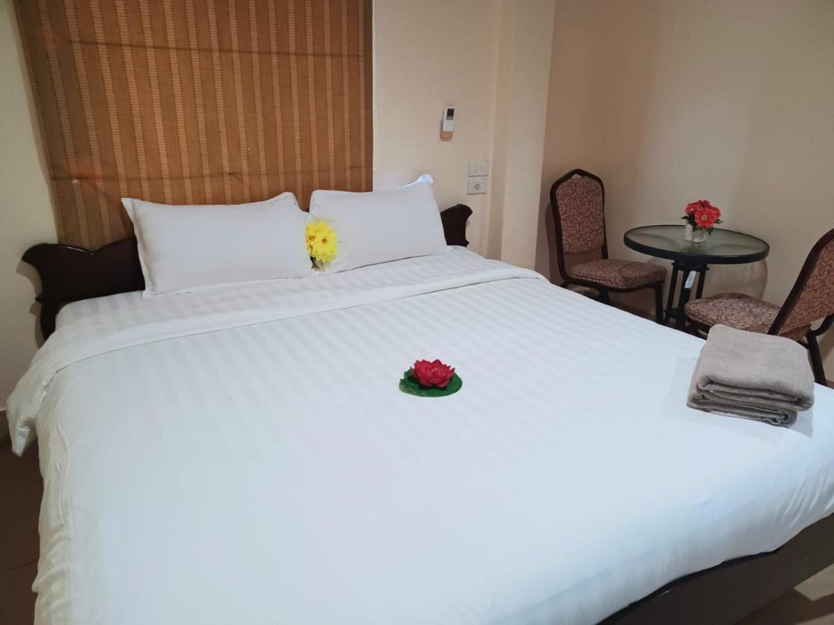 Hotel Happy Holidays Phuket