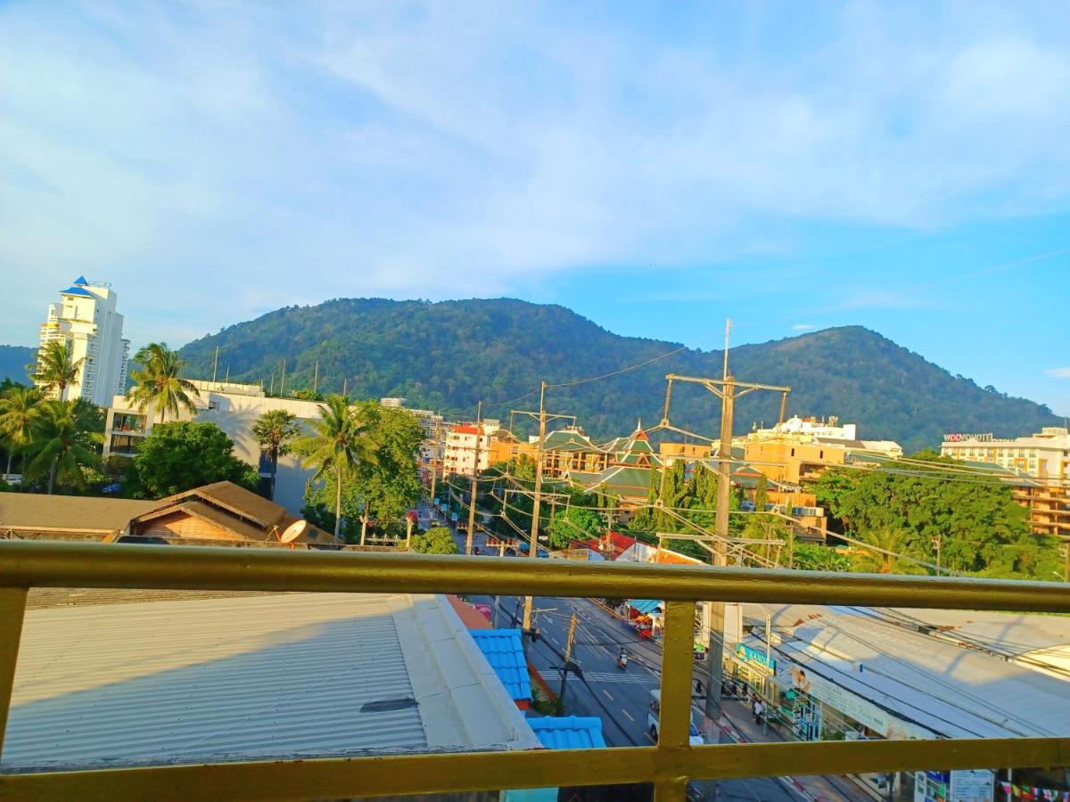 Happy Holidays 3* Phuket