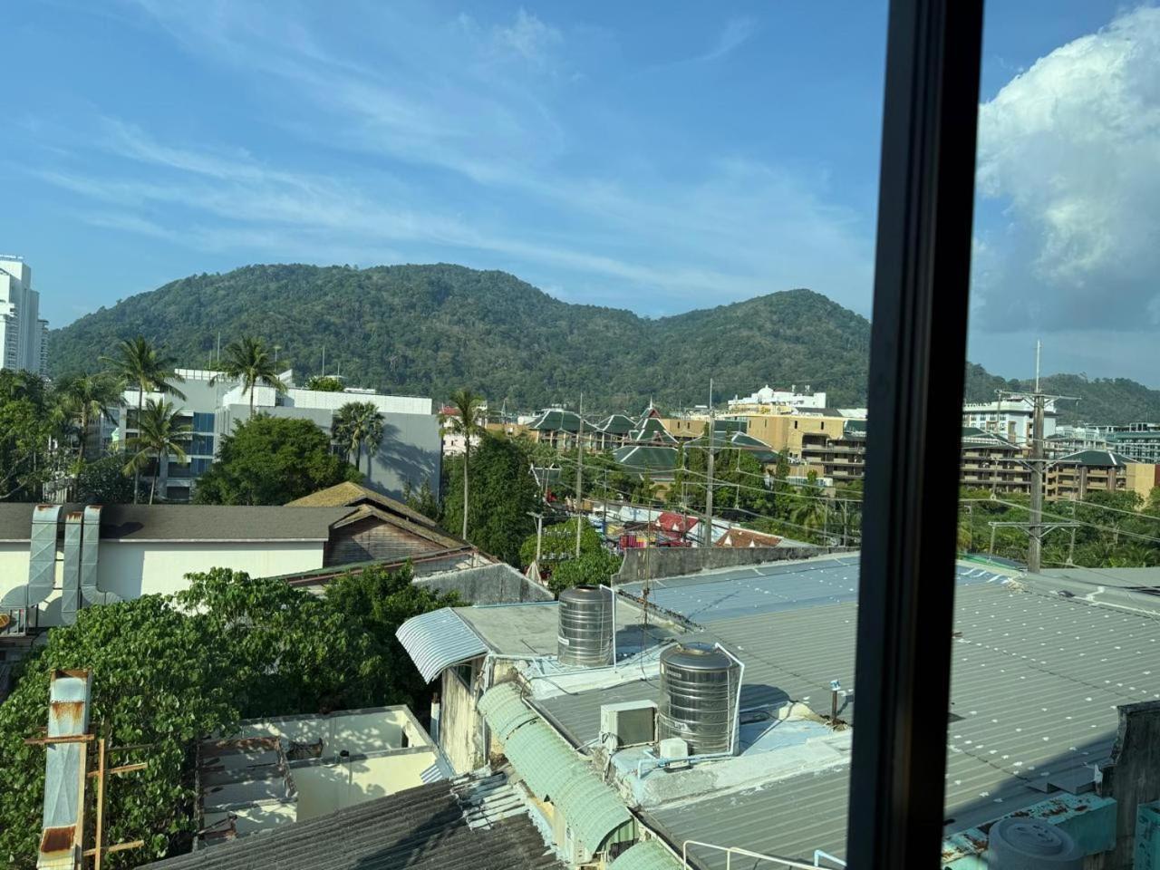 Happy Holidays Hotel Phuket
